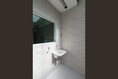 Casa de condomínio para alugar com 110m², 2 quartos e 1 vaga Casa de condomínio para alugar com 110m², 2 quartos e 1 vagaÁrea de Serviço