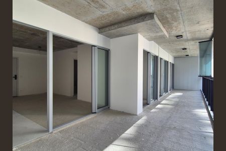 Apartamento para alugar com 98m², 3 quartos e 2 vagasVaranda 