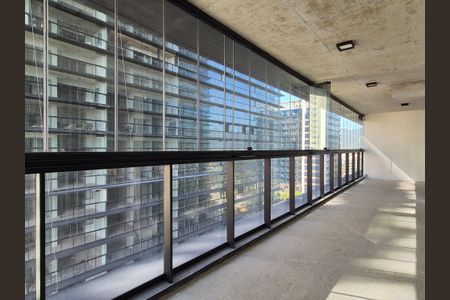 Apartamento para alugar com 98m², 3 quartos e 2 vagasVaranda 