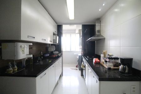 Apartamento para alugar com 155m², 3 quartos e 2 vagasCozinha