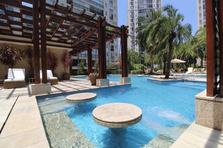 Apartamento para alugar com 155m², 3 quartos e 2 vagasÁrea comum - Piscina