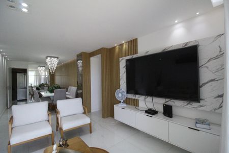 Apartamento para alugar com 155m², 3 quartos e 2 vagasSala