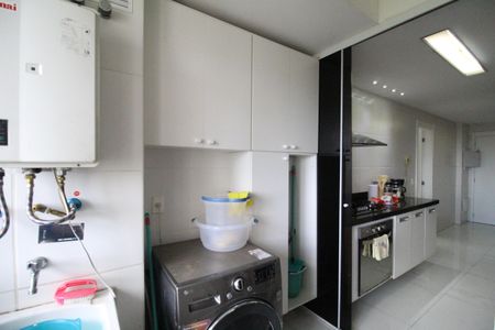 Apartamento para alugar com 155m², 3 quartos e 2 vagasÁrea de serviço