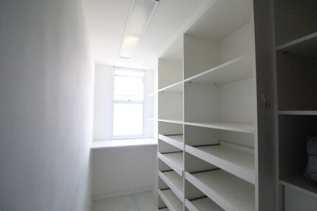 Apartamento para alugar com 155m², 3 quartos e 2 vagasSuíte 2 - Closet