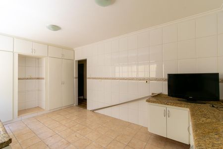 Casa para alugar com 400m², 3 quartos e 1 vagaCozinha