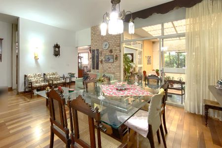 Sala de Jantar de casa à venda com 3 quartos, 249m² em Vila Paris, Belo Horizonte