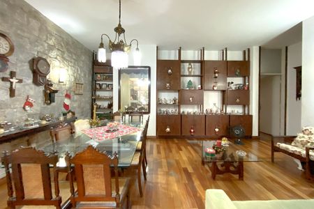 Sala de Jantar de casa à venda com 3 quartos, 249m² em Vila Paris, Belo Horizonte