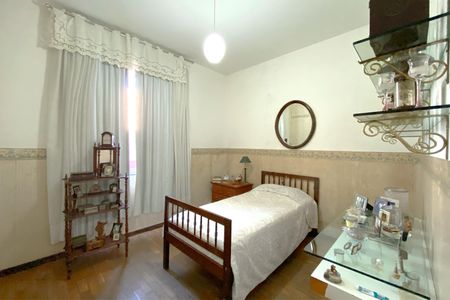 Casa à venda com 249m², 3 quartos e 2 vagas Casa à venda com 249m², 3 quartos e 2 vagasQuarto 1