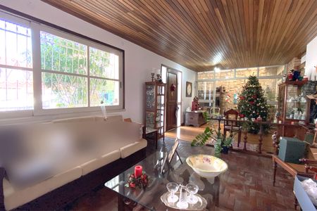 Casa à venda com 249m², 3 quartos e 2 vagas Casa à venda com 249m², 3 quartos e 2 vagasSala