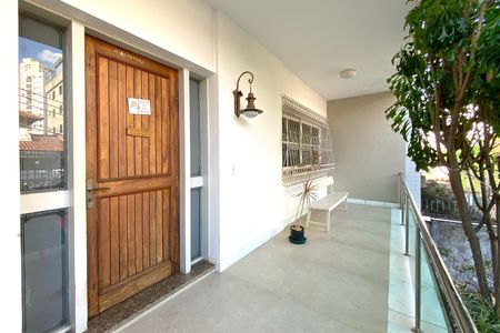 Casa à venda com 249m², 3 quartos e 2 vagas Casa à venda com 249m², 3 quartos e 2 vagasJardim