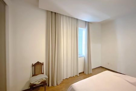 Casa à venda com 249m², 3 quartos e 2 vagas Casa à venda com 249m², 3 quartos e 2 vagasQuarto 3