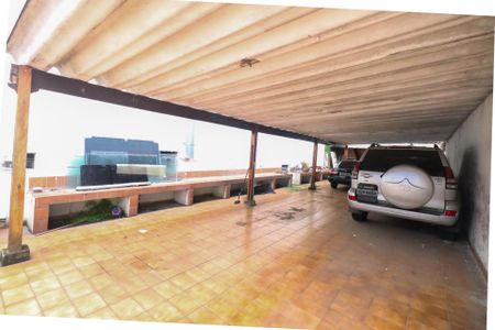 Casa à venda com 372m², 3 quartos e 8 vagasGaragem