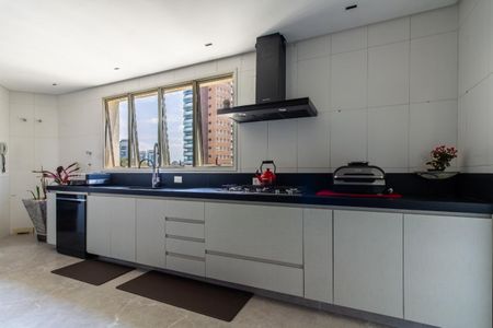 Apartamento à venda com 260m², 3 quartos e 4 vagas