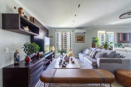 Apartamento à venda com 260m², 3 quartos e 4 vagas