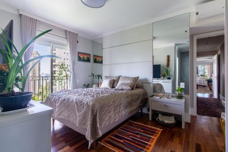 Apartamento à venda com 260m², 3 quartos e 4 vagas