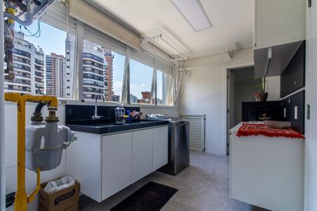 Apartamento à venda com 260m², 3 quartos e 4 vagas
