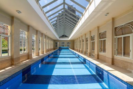 Apartamento à venda com 260m², 3 quartos e 4 vagas