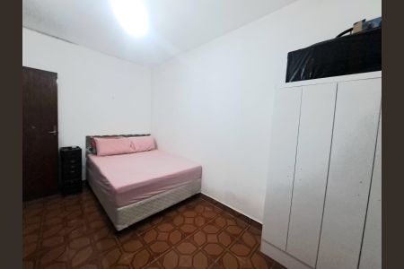 Casa à venda com 348m², 3 quartos e 4 vagasQuarto 2