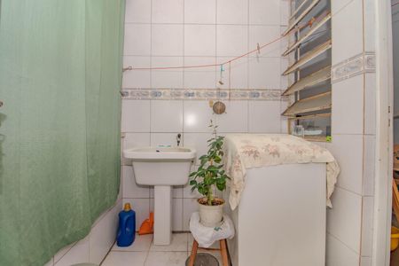 Apartamento para alugar com 82m², 2 quartos e 1 vaga Apartamento para alugar com 82m², 2 quartos e 1 vagaCozinha e Área de Serviço