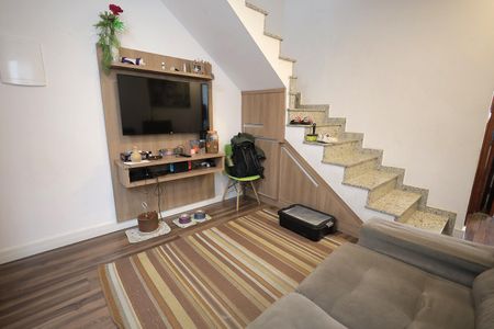 Apartamento à venda com 90m², 2 quartos e 1 vaga Apartamento à venda com 90m², 2 quartos e 1 vagaSala