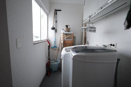 Apartamento à venda com 90m², 2 quartos e 1 vaga Apartamento à venda com 90m², 2 quartos e 1 vagaÁrea de Serviço