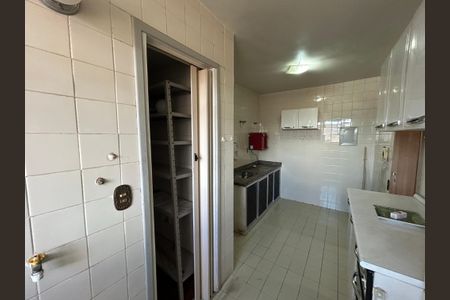 Apartamento para alugar com 65m², 2 quartos e 1 vagaCozinha