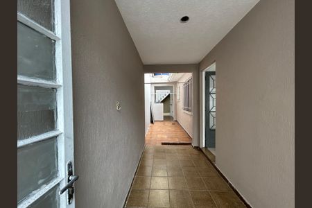 Casa à venda com 122m², 3 quartos e 2 vagas Casa à venda com 122m², 3 quartos e 2 vagasCorredor