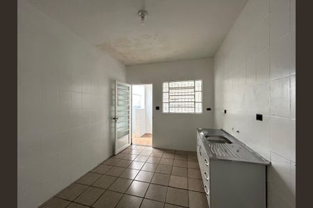Casa à venda com 122m², 3 quartos e 2 vagas Casa à venda com 122m², 3 quartos e 2 vagasCozinha