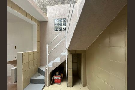 Casa à venda com 122m², 3 quartos e 2 vagas Casa à venda com 122m², 3 quartos e 2 vagasExtensão da área de serviço