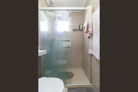 Casa de condomínio à venda com 127m², 3 quartos e 2 vagasSuíte - Banheiro