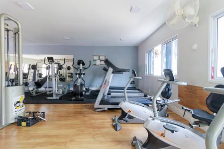 Casa de condomínio à venda com 127m², 3 quartos e 2 vagasAcademia