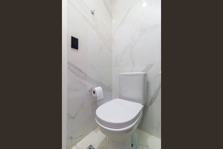 Casa de condomínio à venda com 127m², 3 quartos e 2 vagasBanheiro 2