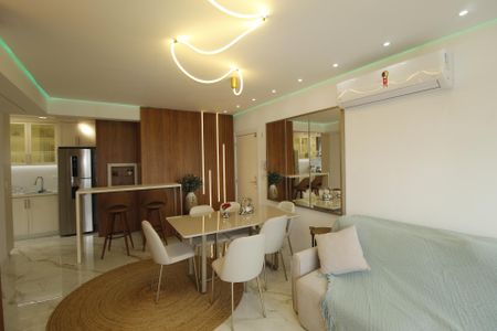 Apartamento à venda com 56m², 1 quarto e 1 vagaSala