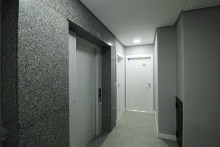 Apartamento à venda com 56m², 1 quarto e 1 vagaCorredor