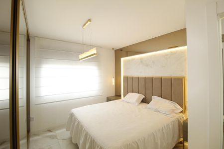 Suíte 1 de apartamento à venda com 1 quarto, 56m² em Jardim São Pedro, Porto Alegre