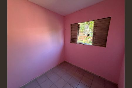 Quarto 01  de kitnet/studio para alugar com 1 quarto, 34m² em Setor Habitacional Vicente Pires, Brasília