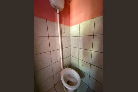 Banheiro  de kitnet/studio para alugar com 1 quarto, 34m² em Setor Habitacional Vicente Pires, Brasília