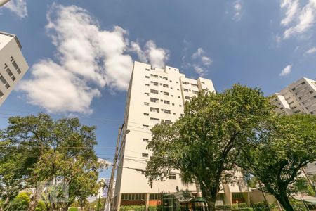 Apartamento à venda com 70m², 2 quartos e 2 vagas Apartamento à venda com 70m², 2 quartos e 2 vagasFachada