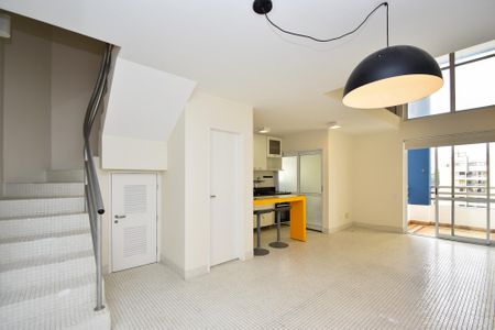 entrada de apartamento para alugar com 1 quarto, 72m² em Vila Madalena, São Paulo