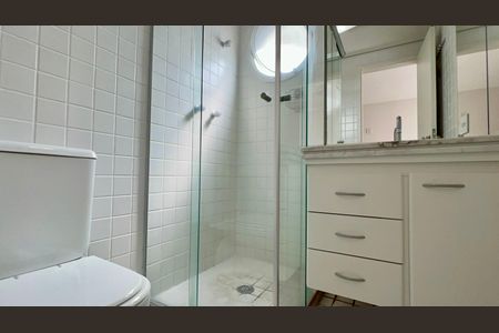 Apartamento à venda com 72m², 1 quarto e 1 vagaBanheiro da Suíte