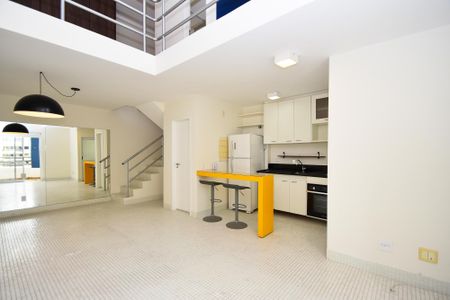 Sala de apartamento para alugar com 1 quarto, 72m² em Vila Madalena, São Paulo