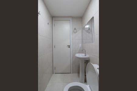 Apartamento para alugar com 35m², 2 quartos e sem vaga Apartamento para alugar com 35m², 2 quartos e sem vagaBanheiro