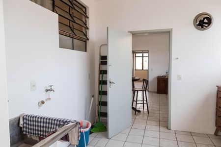 Apartamento para alugar com 188m², 3 quartos e 3 vagas