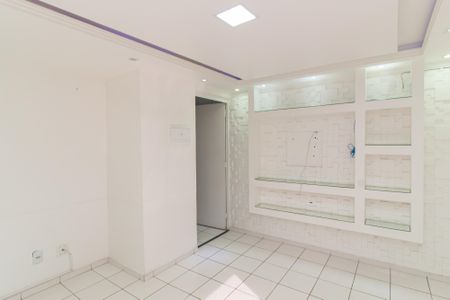 Apartamento para alugar com 2 quartos, 57m² em Conjunto Residencial José Bonifácio, São Paulo
