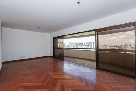Apartamento para alugar com 260m², 5 quartos e 4 vagas Apartamento para alugar com 260m², 5 quartos e 4 vagasSala