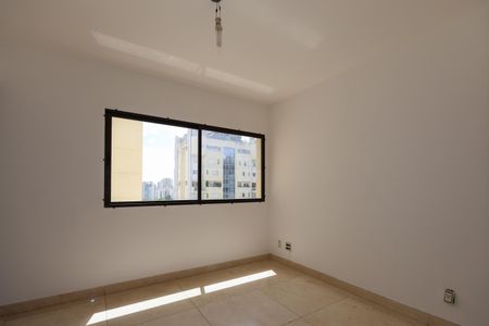 Apartamento para alugar com 260m², 5 quartos e 4 vagas Apartamento para alugar com 260m², 5 quartos e 4 vagasCopa