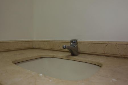 Apartamento para alugar com 260m², 5 quartos e 4 vagas Apartamento para alugar com 260m², 5 quartos e 4 vagasBanheiro da Suíte 2