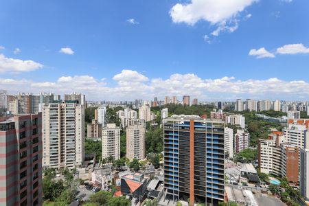 Apartamento para alugar com 260m², 5 quartos e 4 vagas Apartamento para alugar com 260m², 5 quartos e 4 vagasVista da Suíte 2