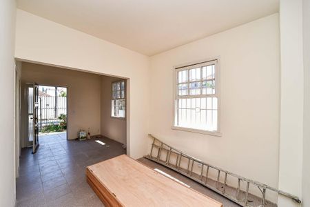 Sala de casa para alugar com 4 quartos, 110m² em Passo D’areia, Porto Alegre