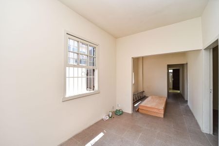 Sala de casa para alugar com 4 quartos, 110m² em Passo D’areia, Porto Alegre